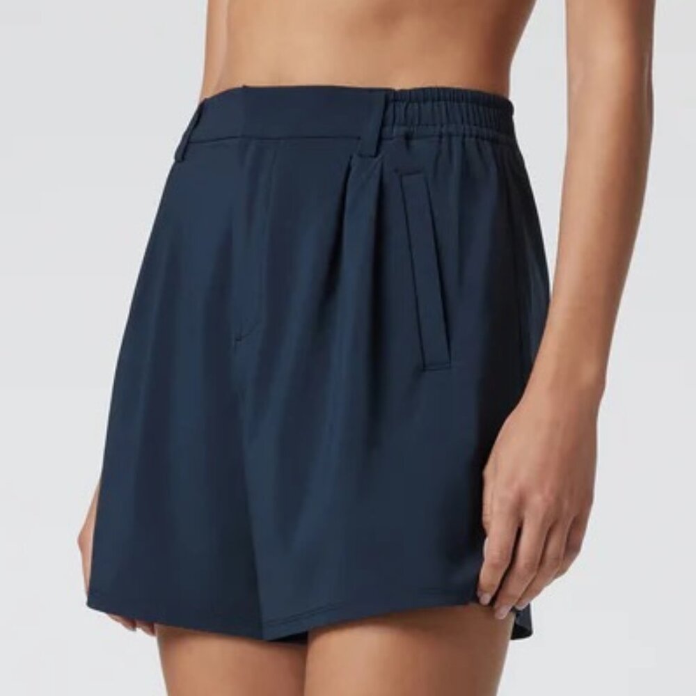 Vuori Villa Trouser Shorts Women's Casual Shorts *Color: Ink* Medium